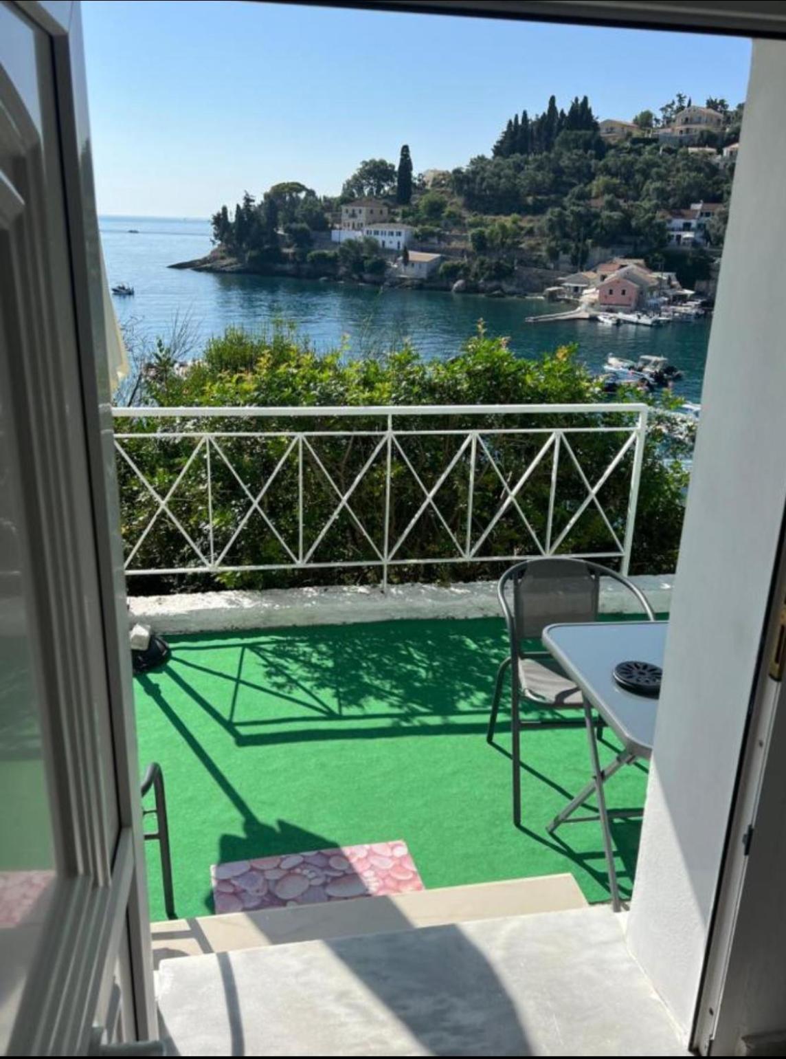 Aronis Spyros Panoramic Seaview Apartments Longós 객실 사진