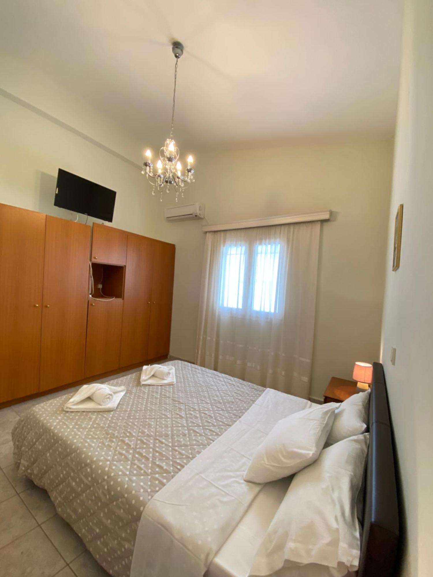 Aronis Spyros Panoramic Seaview Apartments Longós 객실 사진