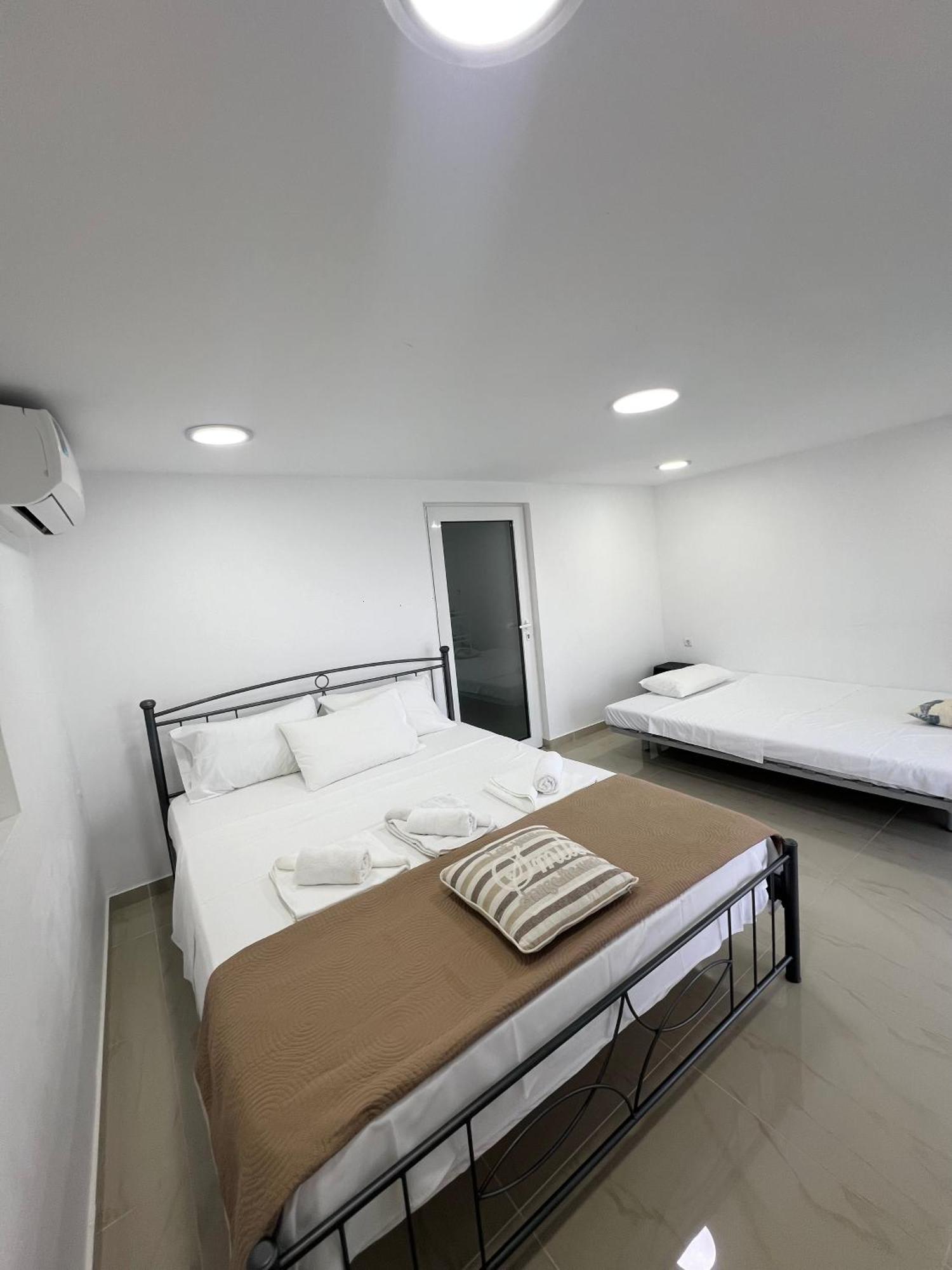 Aronis Spyros Panoramic Seaview Apartments Longós 객실 사진